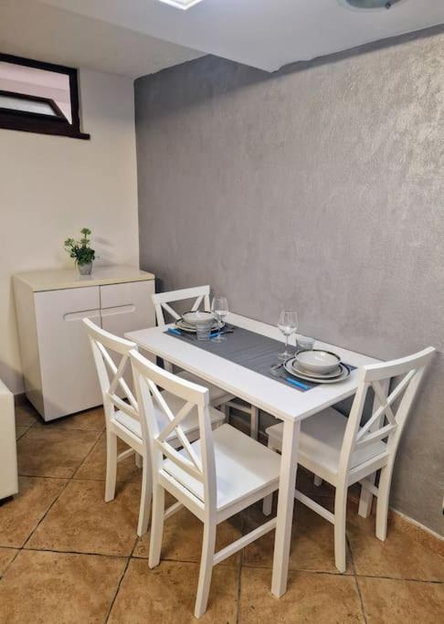 Casa Vacanza Castello Cagliari Exteriör bild