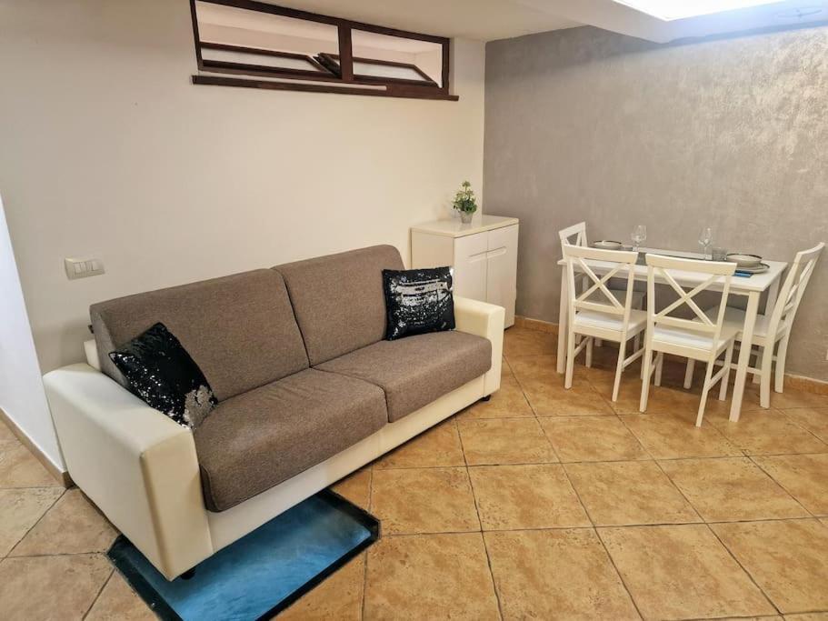 Casa Vacanza Castello Cagliari Exteriör bild